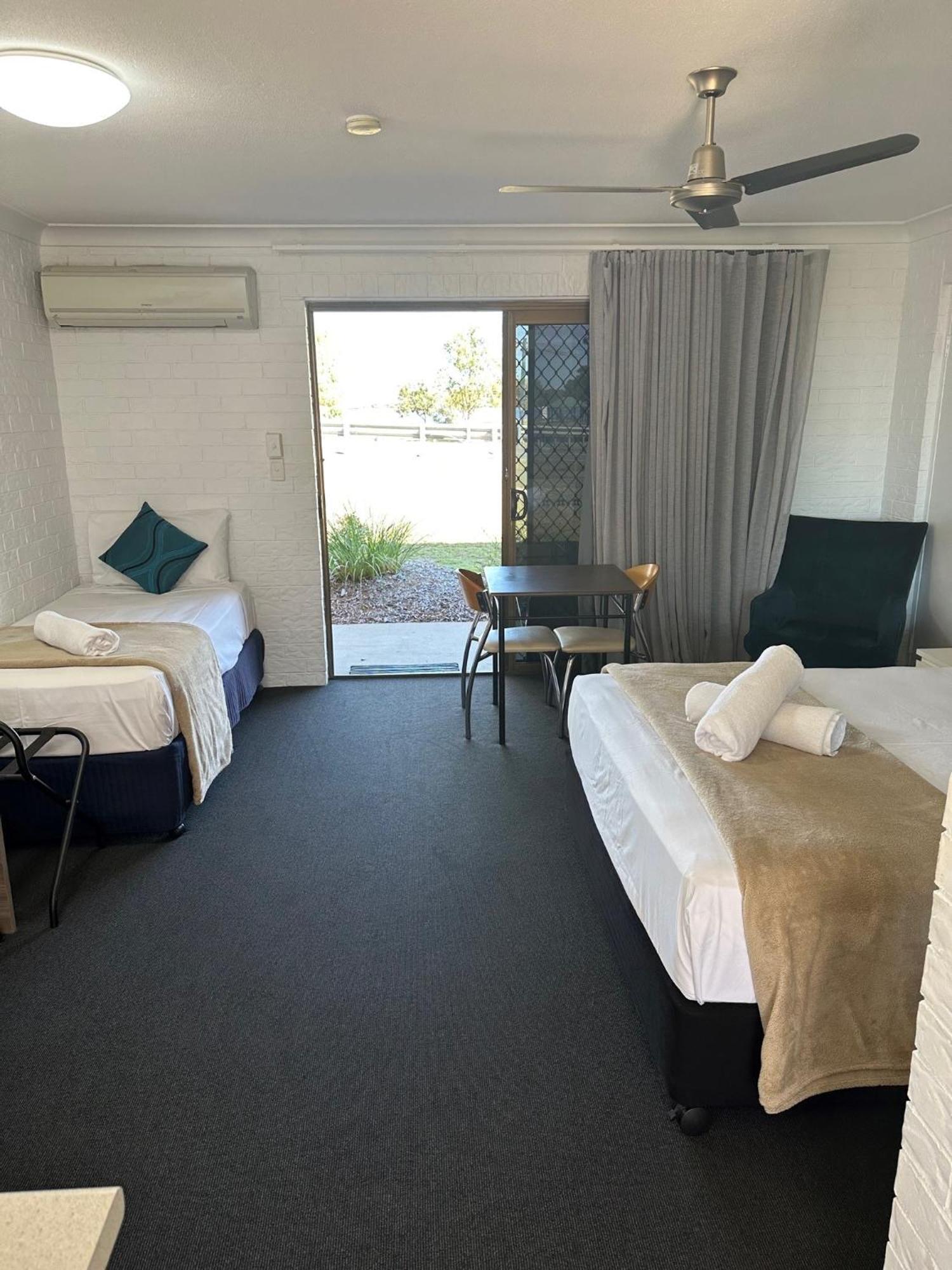 Bribie Waterways Motel Bongaree Exteriér fotografie