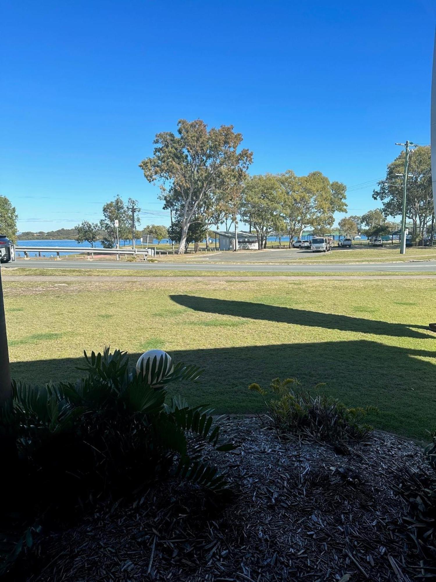 Bribie Waterways Motel Bongaree Exteriér fotografie