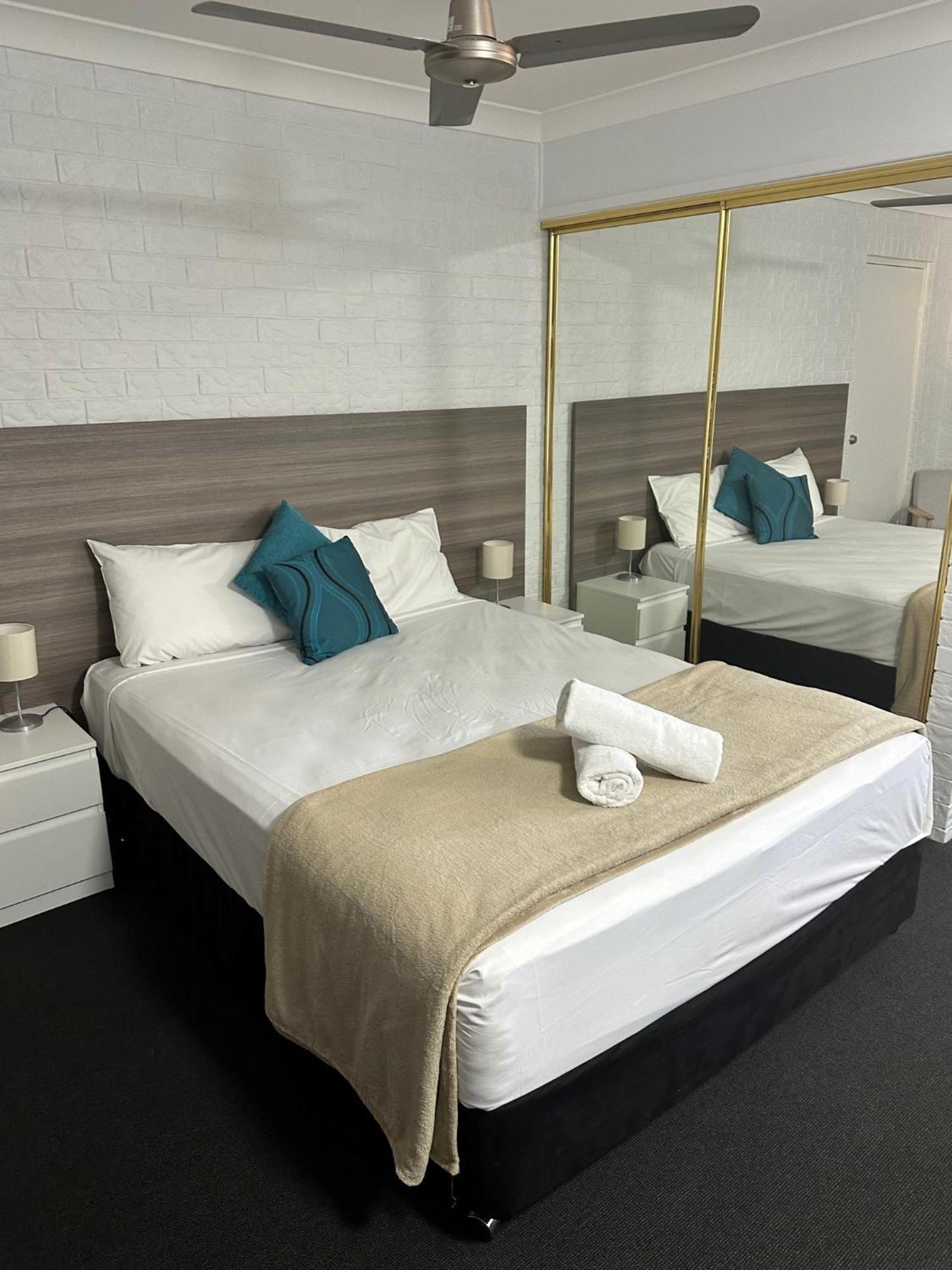 Bribie Waterways Motel Bongaree Exteriér fotografie