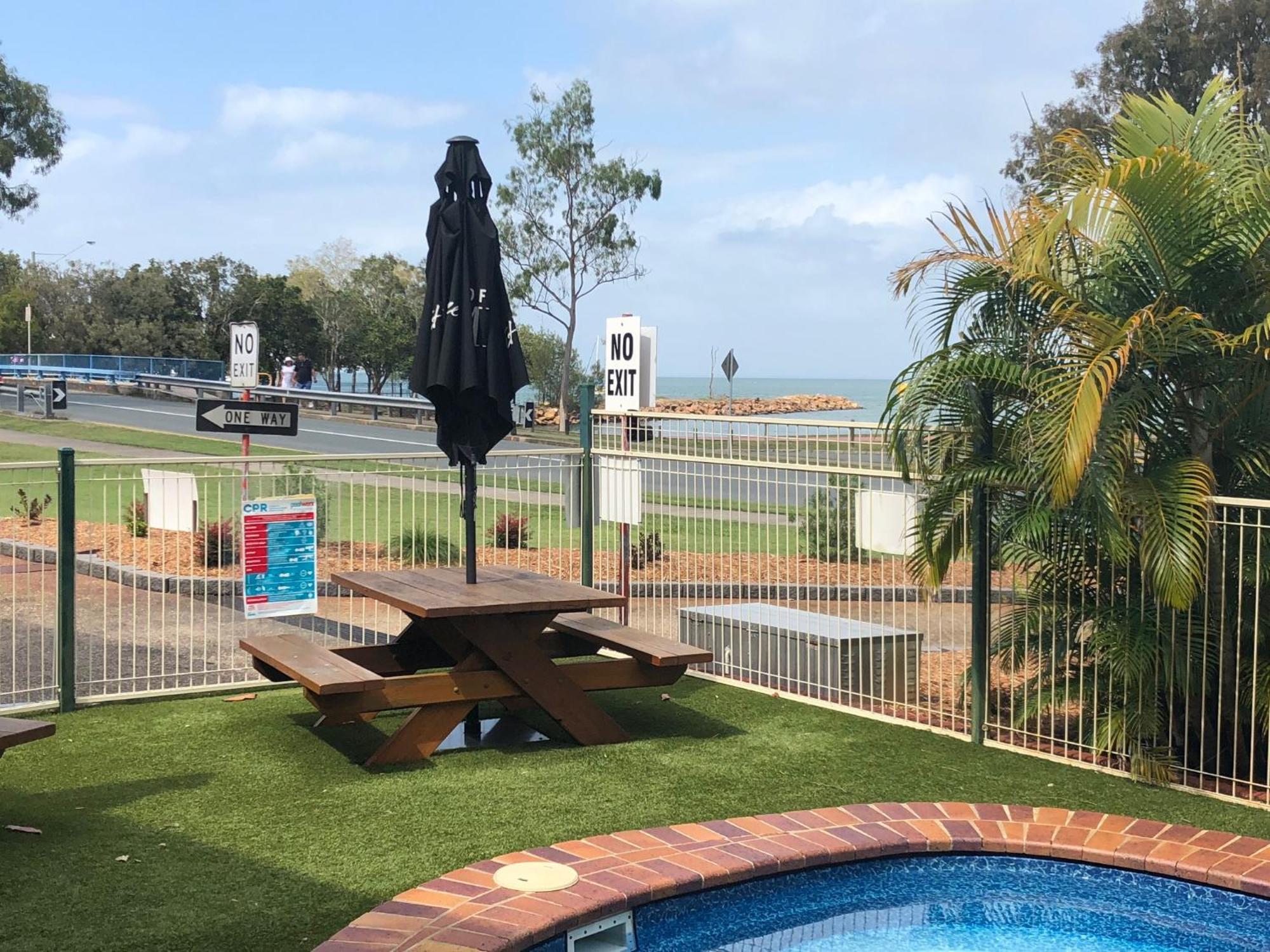 Bribie Waterways Motel Bongaree Exteriér fotografie