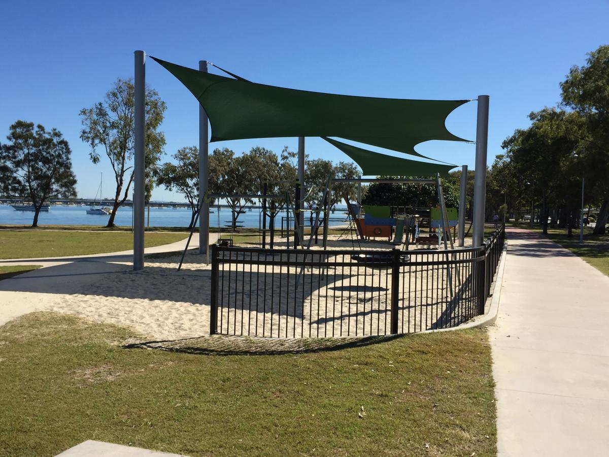 Bribie Waterways Motel Bongaree Exteriér fotografie