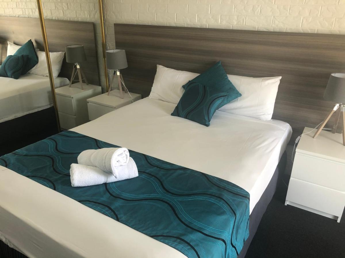Bribie Waterways Motel Bongaree Exteriér fotografie